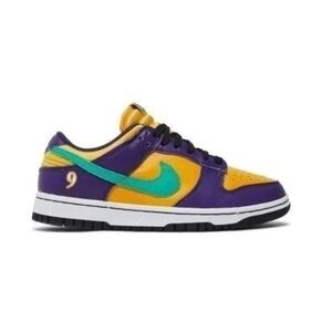 NIKE Dunk Low "Lisa Leslie" Sneakers Size 7.5